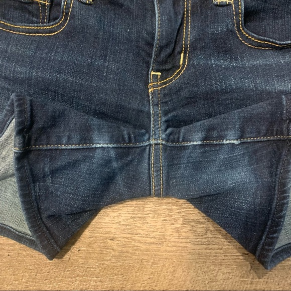 American Eagle Dark Wash Jean Shorts - Picture 3 of 5
